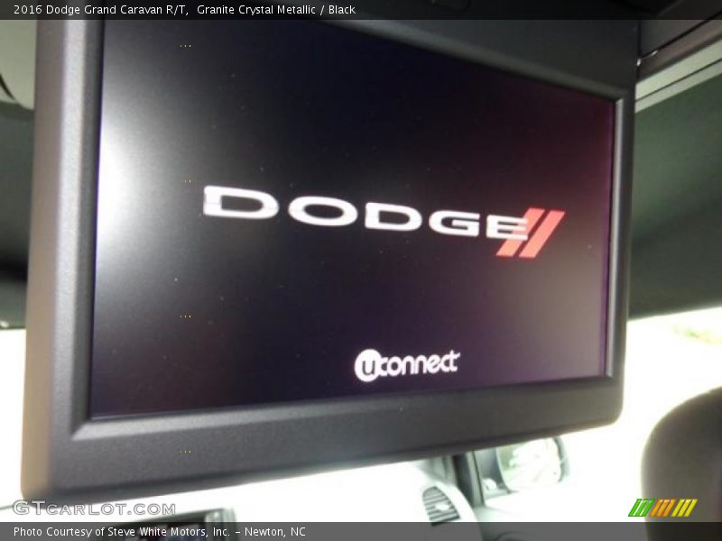 Granite Crystal Metallic / Black 2016 Dodge Grand Caravan R/T