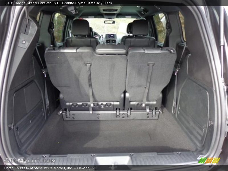 Granite Crystal Metallic / Black 2016 Dodge Grand Caravan R/T