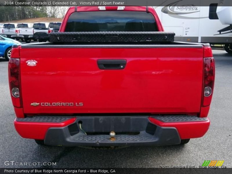 Victory Red / Sport Pewter 2004 Chevrolet Colorado LS Extended Cab
