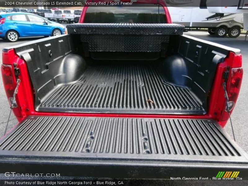 Victory Red / Sport Pewter 2004 Chevrolet Colorado LS Extended Cab