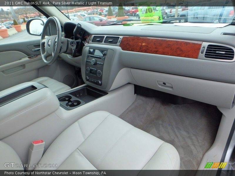 Pure Silver Metallic / Light Titanium 2011 GMC Yukon SLT 4x4