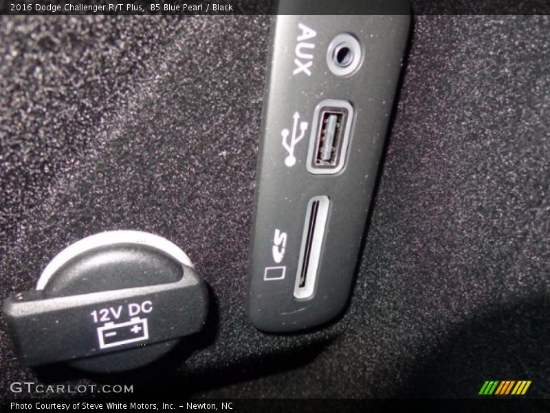 B5 Blue Pearl / Black 2016 Dodge Challenger R/T Plus