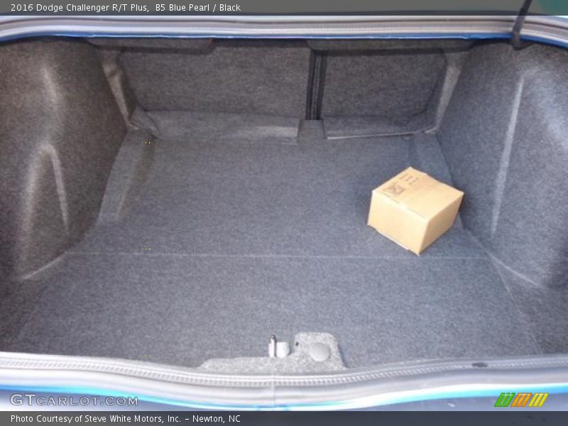 B5 Blue Pearl / Black 2016 Dodge Challenger R/T Plus