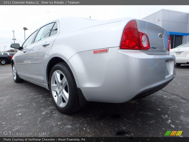 Silver Ice Metallic / Titanium 2011 Chevrolet Malibu LS