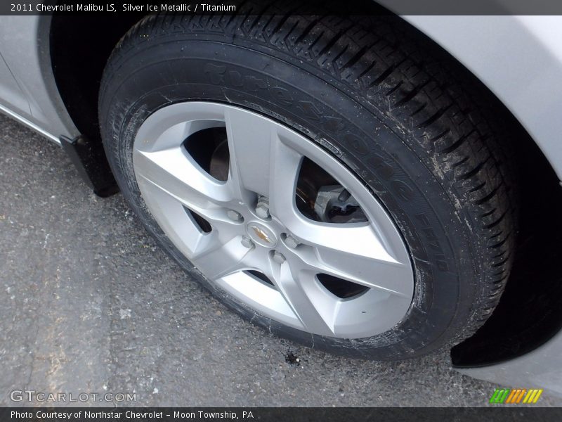 Silver Ice Metallic / Titanium 2011 Chevrolet Malibu LS
