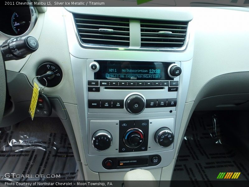 Silver Ice Metallic / Titanium 2011 Chevrolet Malibu LS