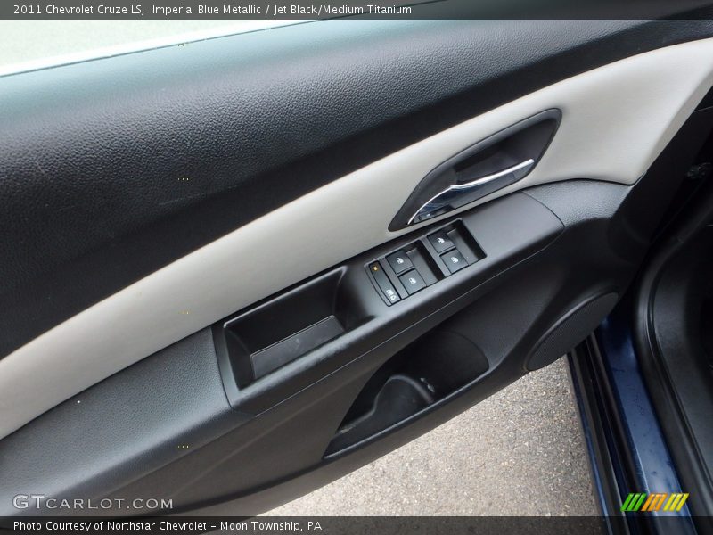 Imperial Blue Metallic / Jet Black/Medium Titanium 2011 Chevrolet Cruze LS