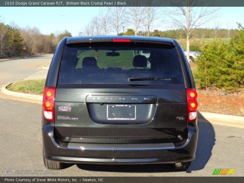 Brilliant Black Crystal Pearl / Black 2016 Dodge Grand Caravan R/T