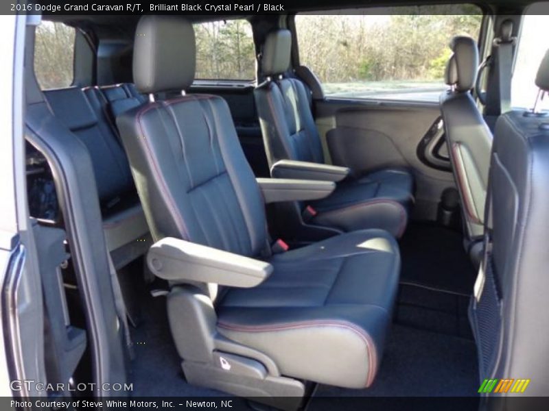 Brilliant Black Crystal Pearl / Black 2016 Dodge Grand Caravan R/T