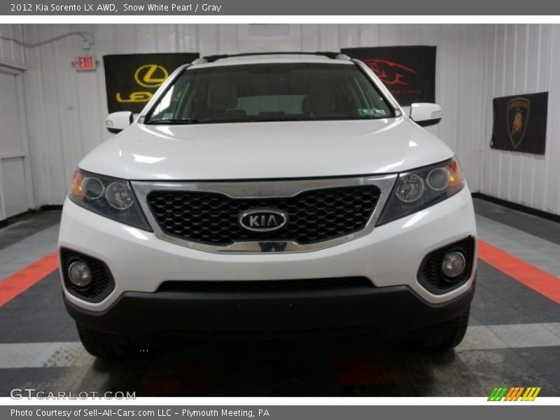 Snow White Pearl / Gray 2012 Kia Sorento LX AWD