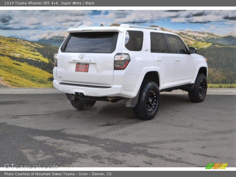 Super White / Black 2014 Toyota 4Runner SR5 4x4