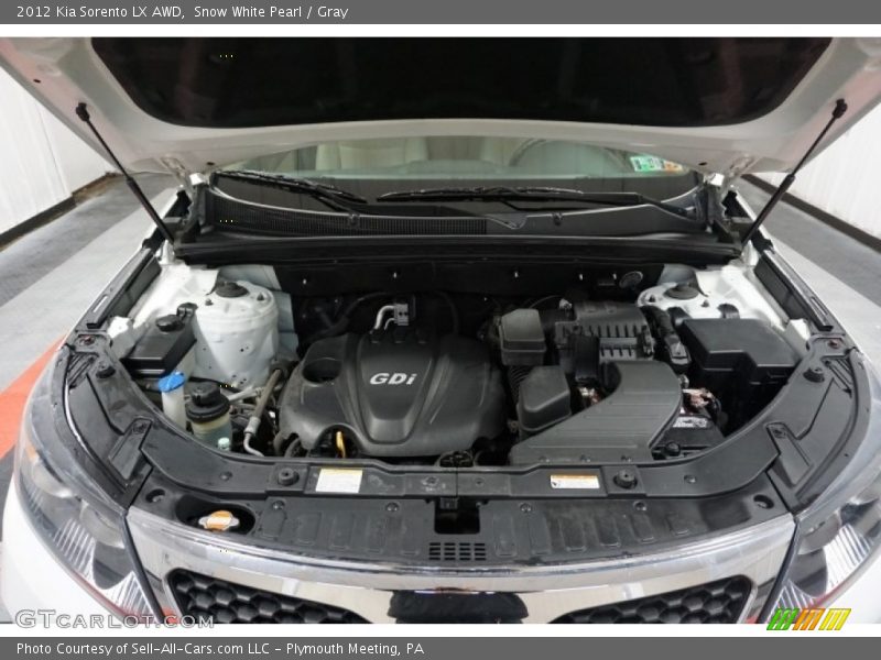 Snow White Pearl / Gray 2012 Kia Sorento LX AWD