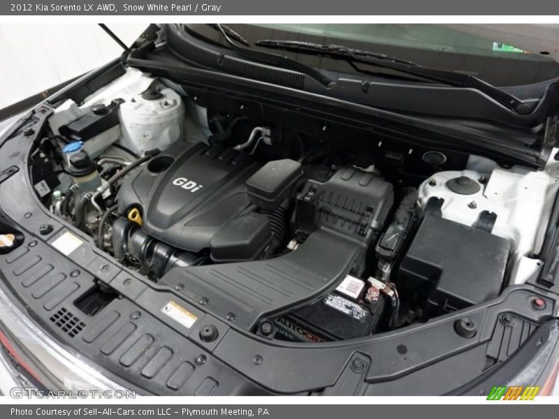Snow White Pearl / Gray 2012 Kia Sorento LX AWD