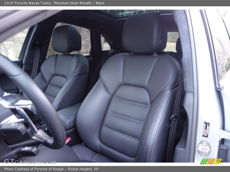 Front Seat of 2016 Macan Turbo