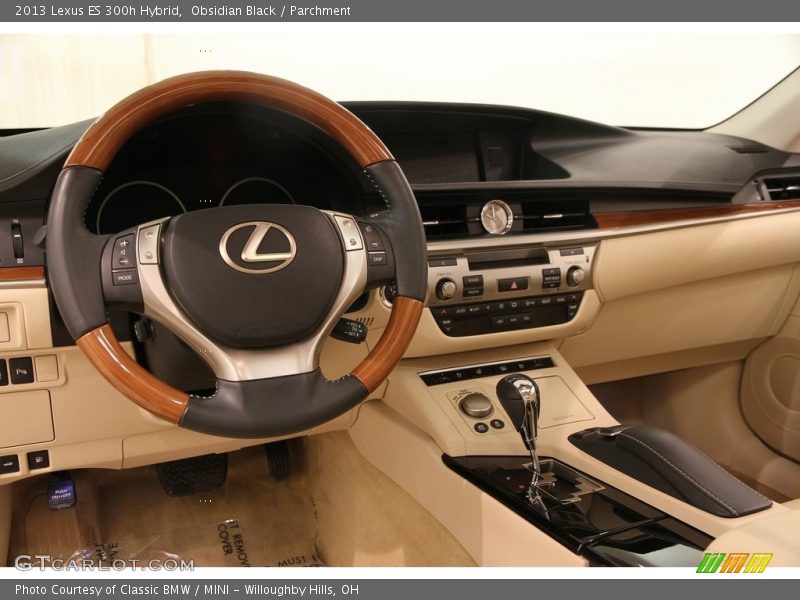 Obsidian Black / Parchment 2013 Lexus ES 300h Hybrid
