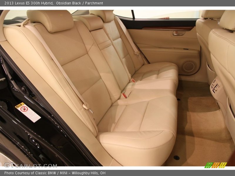 Obsidian Black / Parchment 2013 Lexus ES 300h Hybrid