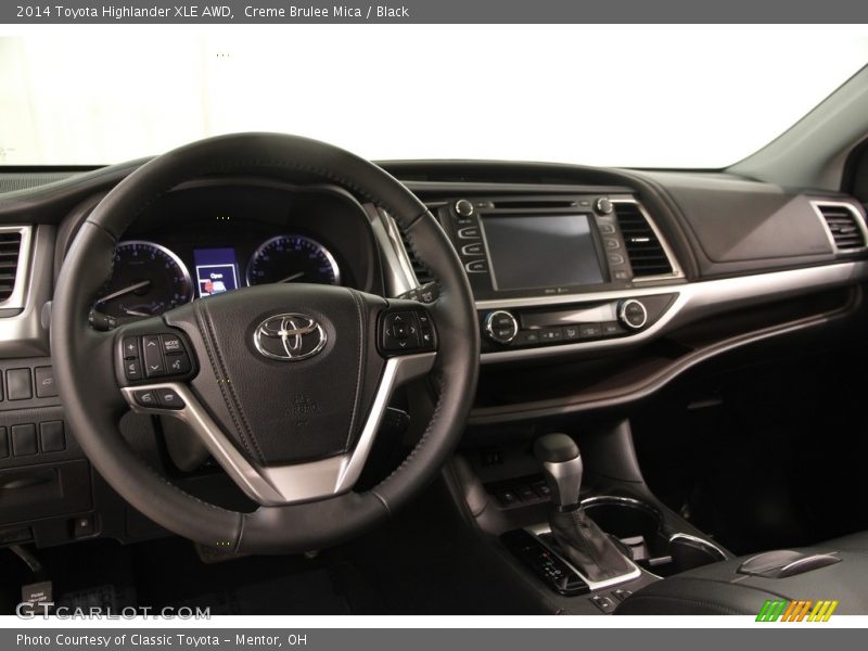Creme Brulee Mica / Black 2014 Toyota Highlander XLE AWD