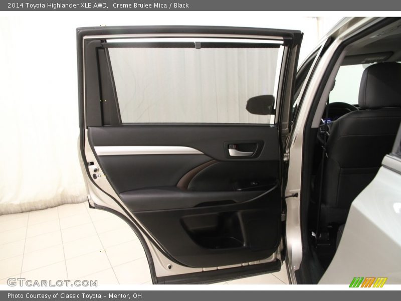Creme Brulee Mica / Black 2014 Toyota Highlander XLE AWD