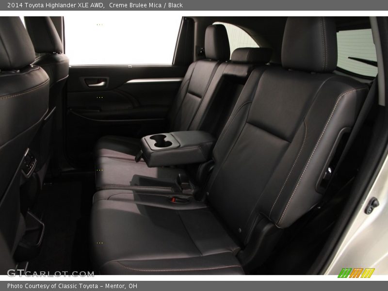 Creme Brulee Mica / Black 2014 Toyota Highlander XLE AWD