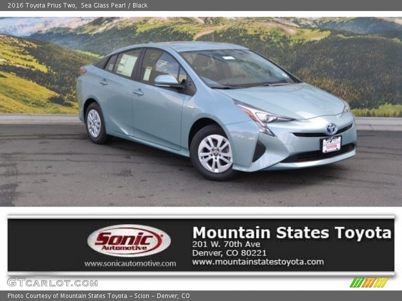 Sea Glass Pearl / Black 2016 Toyota Prius Two