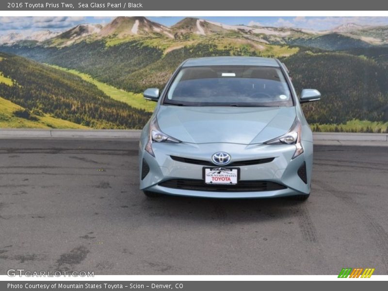 Sea Glass Pearl / Black 2016 Toyota Prius Two