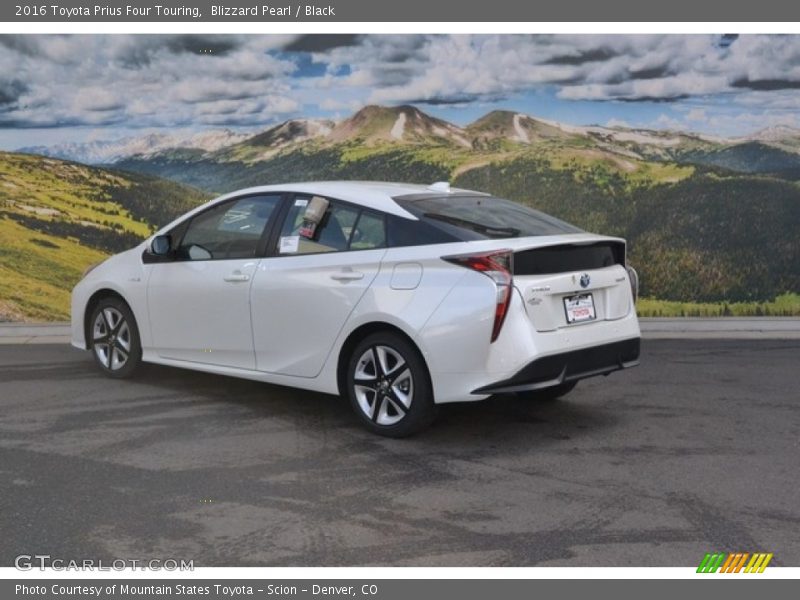 Blizzard Pearl / Black 2016 Toyota Prius Four Touring