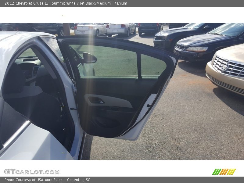 Summit White / Jet Black/Medium Titanium 2012 Chevrolet Cruze LS