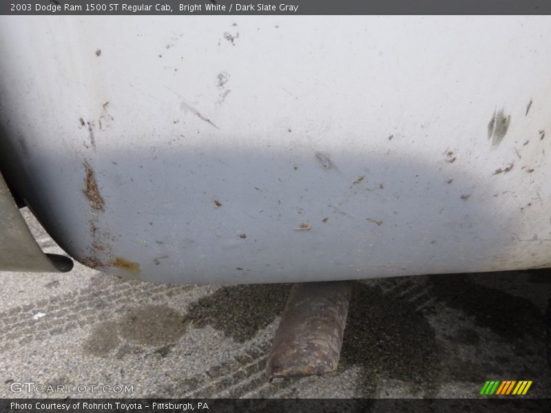 Bright White / Dark Slate Gray 2003 Dodge Ram 1500 ST Regular Cab