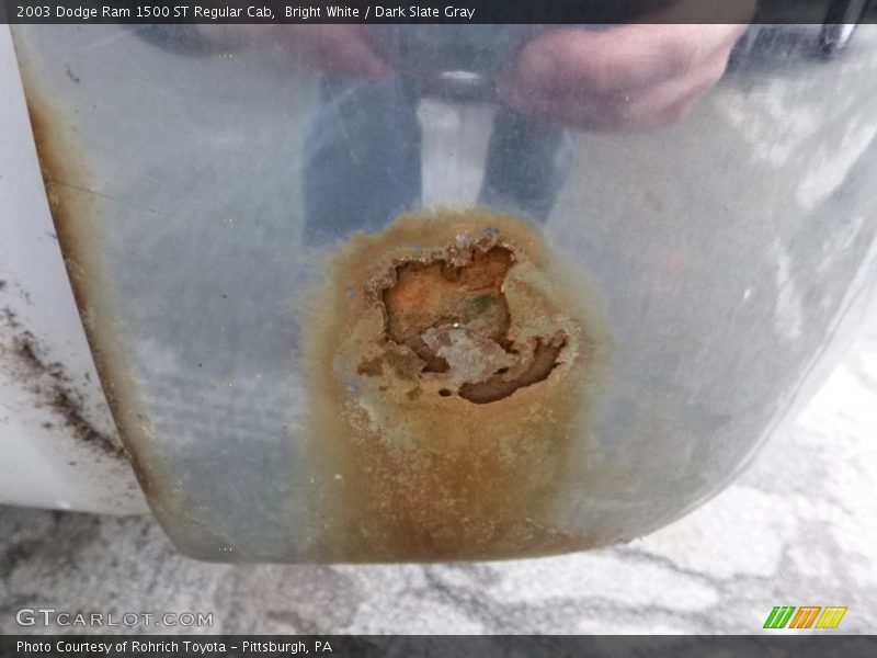 Bright White / Dark Slate Gray 2003 Dodge Ram 1500 ST Regular Cab