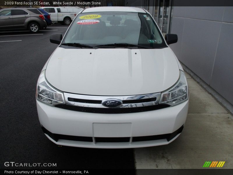 White Suede / Medium Stone 2009 Ford Focus SE Sedan