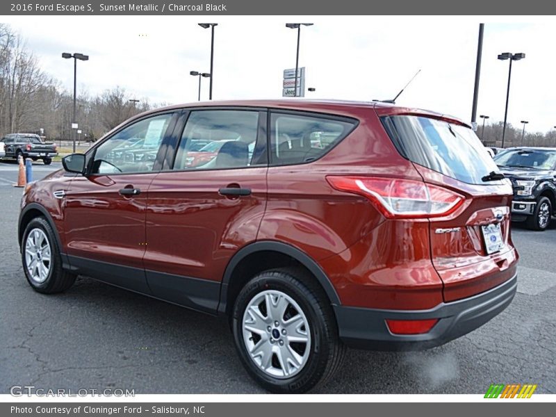 Sunset Metallic / Charcoal Black 2016 Ford Escape S