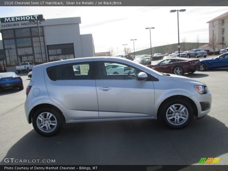 Silver Ice Metallic / Jet Black/Brick 2016 Chevrolet Sonic LT Hatchback