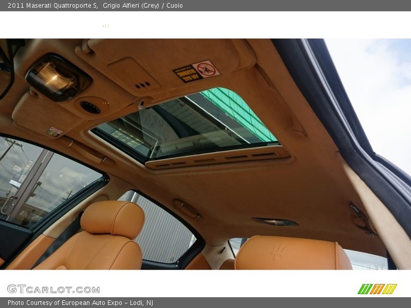 Grigio Alfieri (Grey) / Cuoio 2011 Maserati Quattroporte S