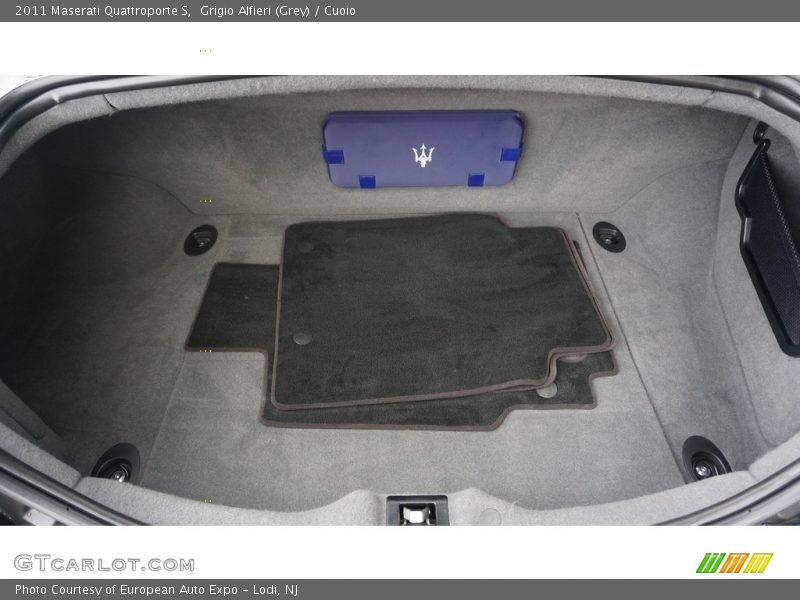Grigio Alfieri (Grey) / Cuoio 2011 Maserati Quattroporte S