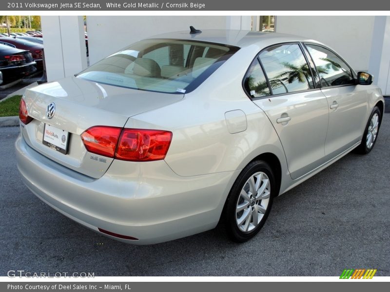 White Gold Metallic / Cornsilk Beige 2011 Volkswagen Jetta SE Sedan