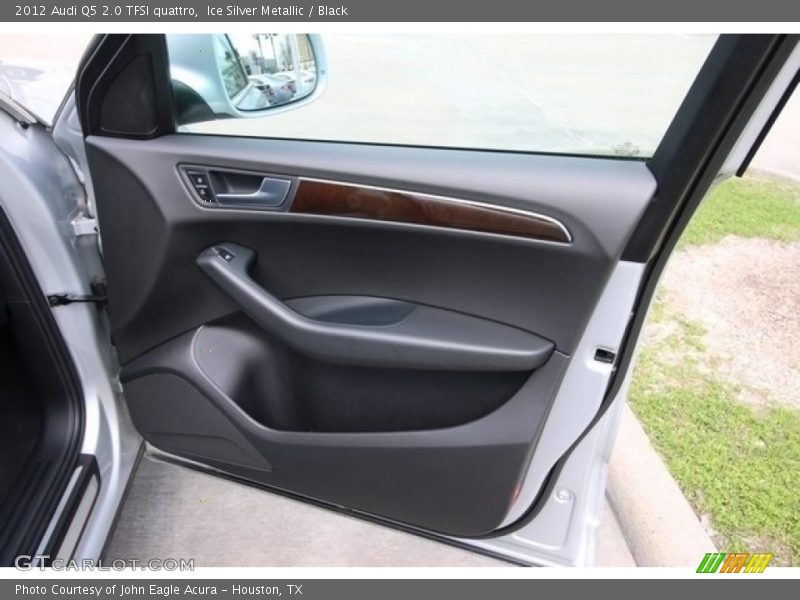 Ice Silver Metallic / Black 2012 Audi Q5 2.0 TFSI quattro
