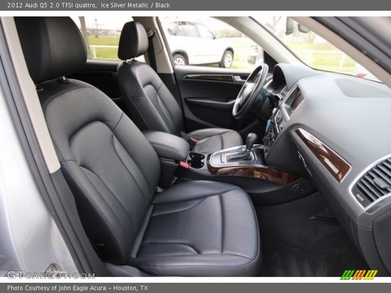 Ice Silver Metallic / Black 2012 Audi Q5 2.0 TFSI quattro