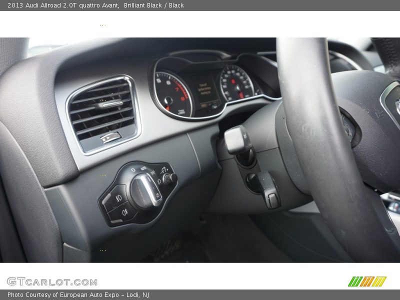 Brilliant Black / Black 2013 Audi Allroad 2.0T quattro Avant