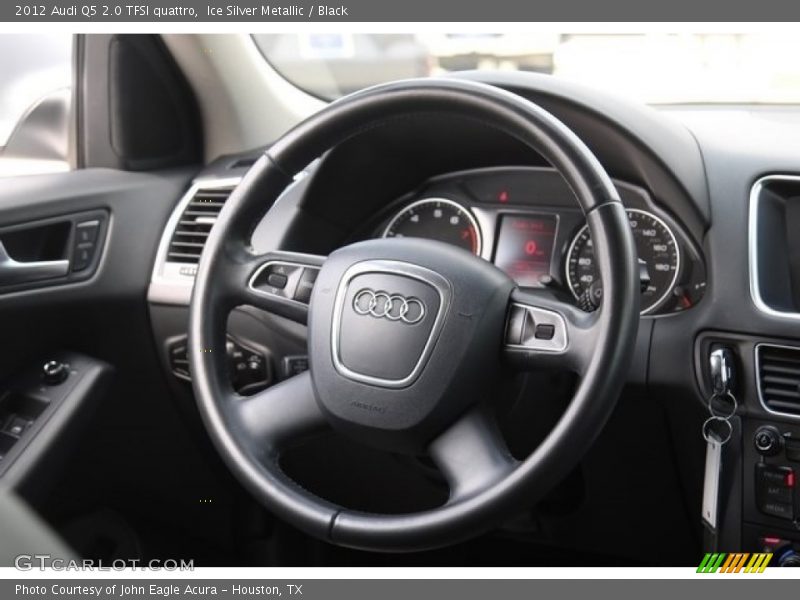 Ice Silver Metallic / Black 2012 Audi Q5 2.0 TFSI quattro