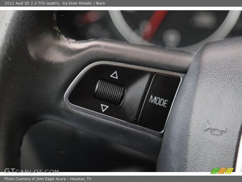 Ice Silver Metallic / Black 2012 Audi Q5 2.0 TFSI quattro