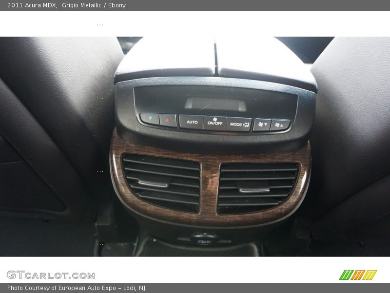 Grigio Metallic / Ebony 2011 Acura MDX