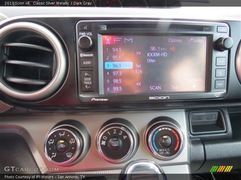 Classic Silver Metallic / Dark Gray 2013 Scion xB