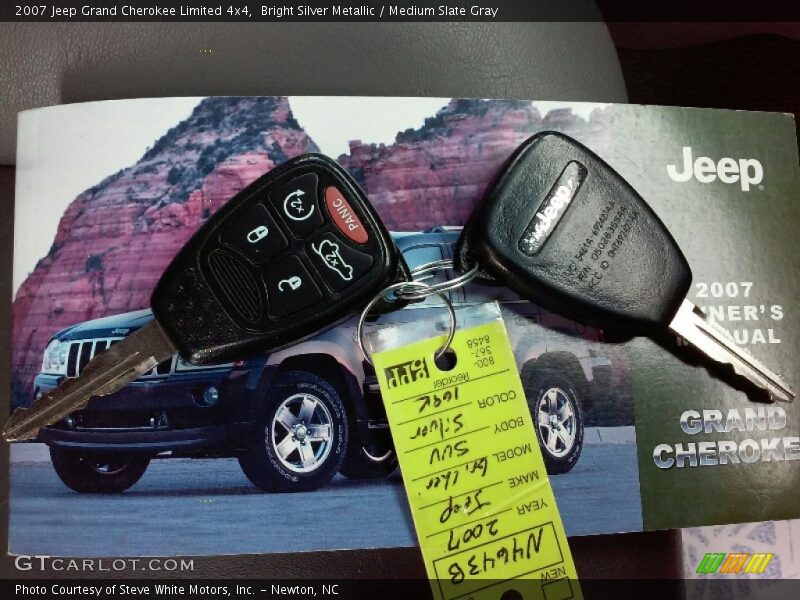 Bright Silver Metallic / Medium Slate Gray 2007 Jeep Grand Cherokee Limited 4x4