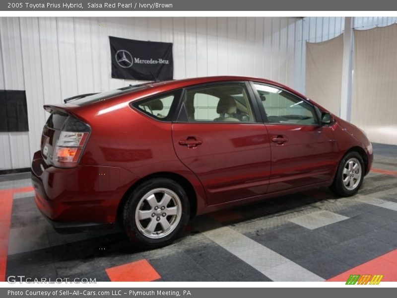 Salsa Red Pearl / Ivory/Brown 2005 Toyota Prius Hybrid