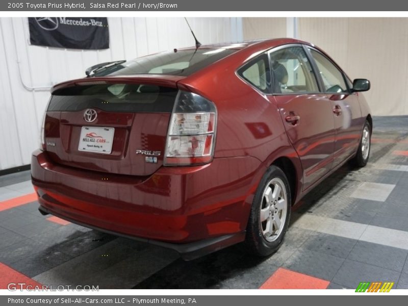 Salsa Red Pearl / Ivory/Brown 2005 Toyota Prius Hybrid