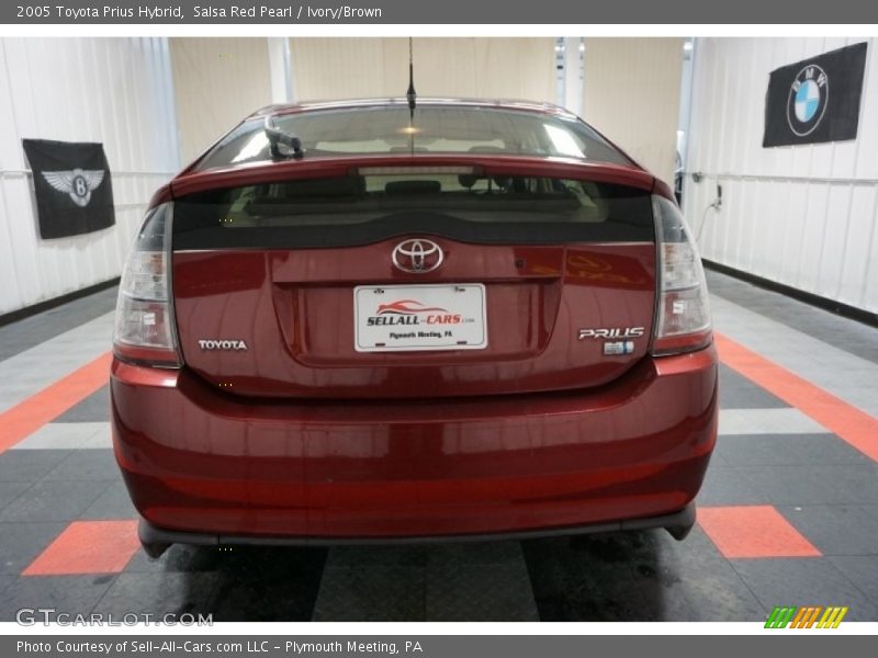 Salsa Red Pearl / Ivory/Brown 2005 Toyota Prius Hybrid