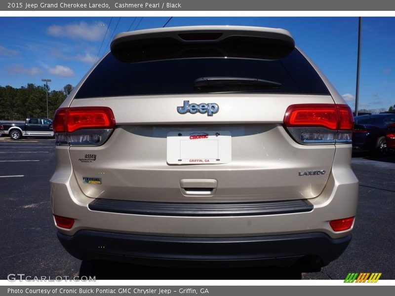 Cashmere Pearl / Black 2015 Jeep Grand Cherokee Laredo