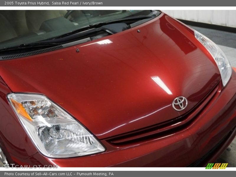 Salsa Red Pearl / Ivory/Brown 2005 Toyota Prius Hybrid