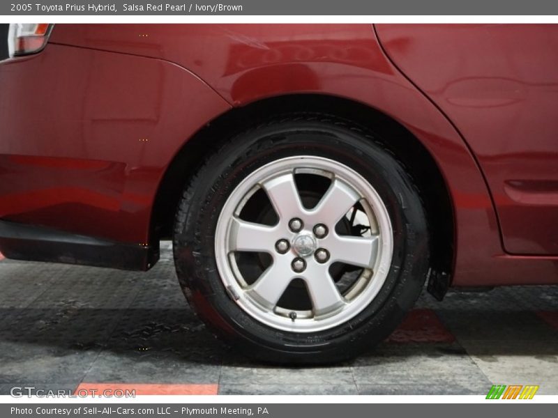 Salsa Red Pearl / Ivory/Brown 2005 Toyota Prius Hybrid