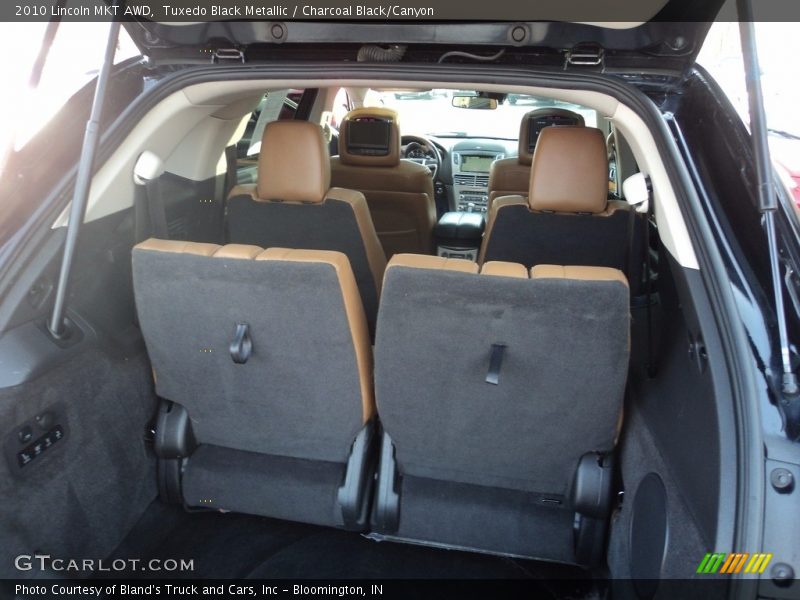 Tuxedo Black Metallic / Charcoal Black/Canyon 2010 Lincoln MKT AWD